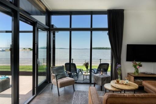 Luxus Cube Meerblick Veluwemeer Am Strand In Erster Reihe フルスホルスト エクステリア 写真