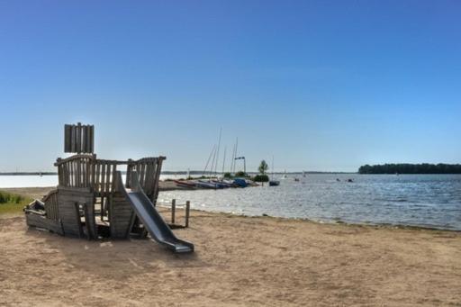 Luxus Cube Meerblick Veluwemeer Am Strand In Erster Reihe フルスホルスト エクステリア 写真